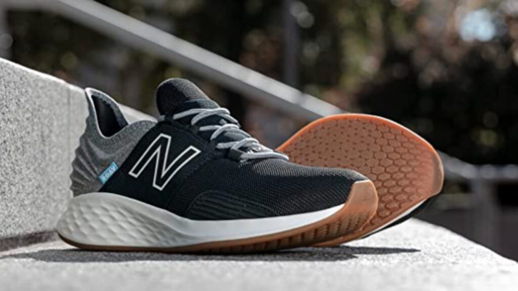 What Shoes To Wear Golfing Male? Solution Shoes